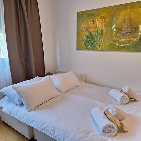 Apartman Lory, Zagreb, Downtown, With Own Parking In The Garage 外观 照片