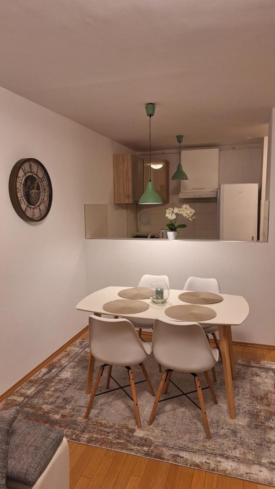 Apartman Lory, Zagreb, Downtown, With Own Parking In The Garage 外观 照片