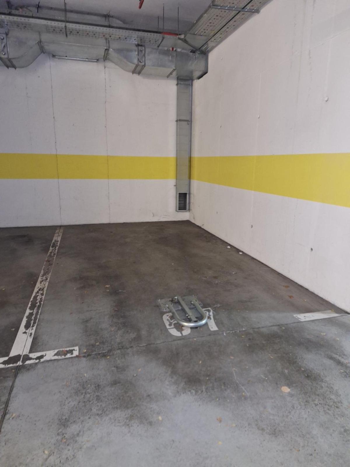 Apartman Lory, Zagreb, Downtown, With Own Parking In The Garage 外观 照片