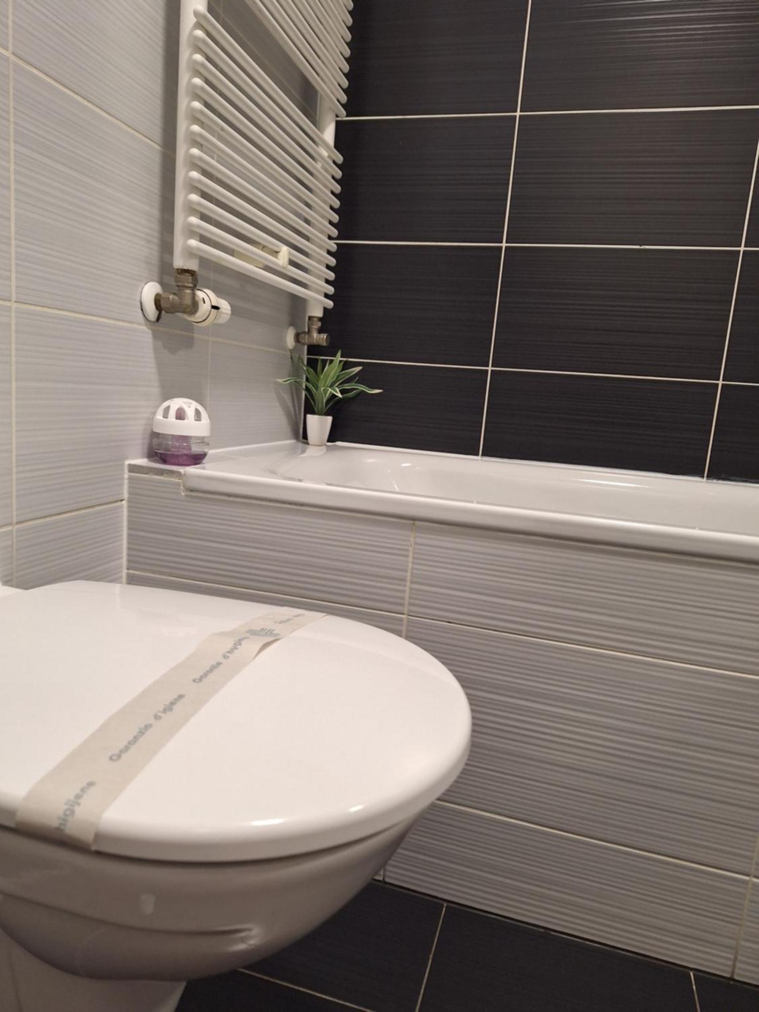 Apartman Lory, Zagreb, Downtown, With Own Parking In The Garage 外观 照片